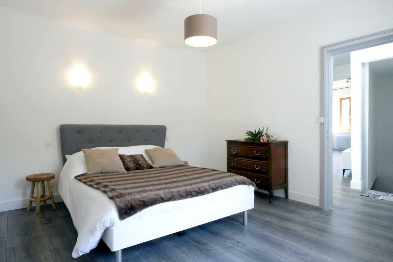 Les Gites De Laure - L'Or Vert, Appartement Avec Vue Sur Le Chateau, Parking Prive, Climatisation, Netflix, A 160 M De La Cite Medievale Carcassonne Eksteriør billede